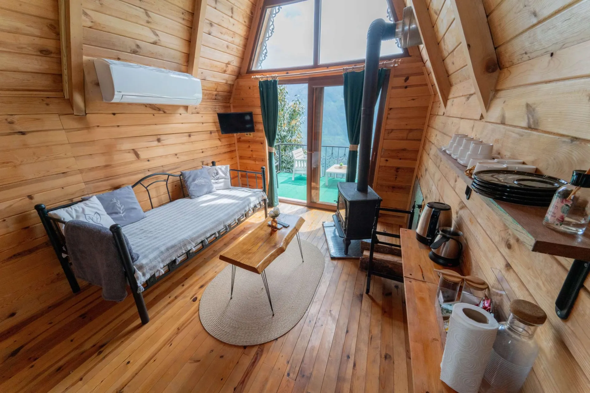 Mcora - Pera Bungalov Rize